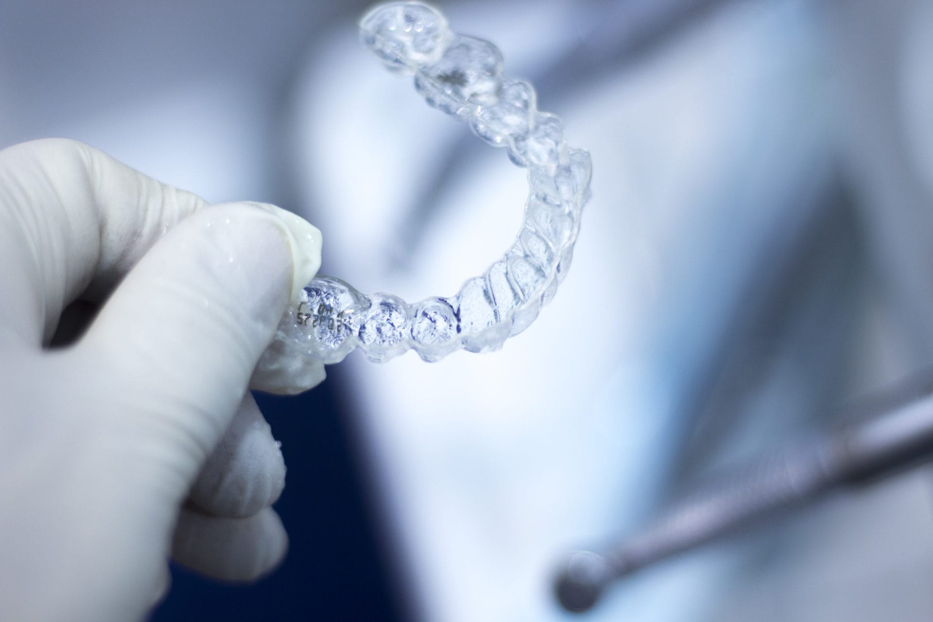 why you must commit to wearing invisalign aligners 22 hours daily